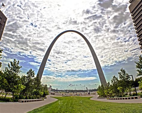 Gateway Arch by kwhammes on DeviantArt