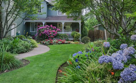 How To Design Front Yard Landscape