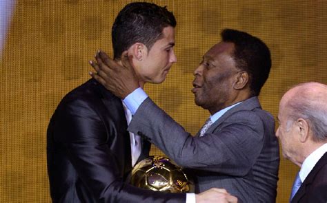 CR7 vendió Balón de Oro que le regaló Pelé; porqué lo hizo