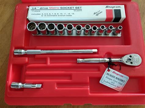 Snap-on hand tool 1/4in ratchet set with box, Everything Else, Others on Carousell