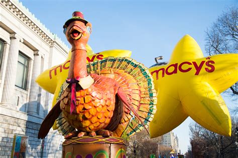 Macy's Thanksgiving Day Parade 2015 - Photos Of The Macy's Thanksgiving ...