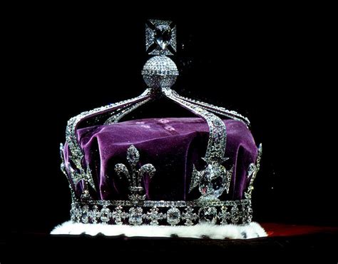 The Kohinoor Diamond in the British Crown Jewels was the Eye of Hindu ...