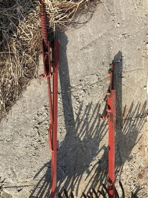 Rotary hoe attachment for cultivator - Technical IH Talk - Red Power ...