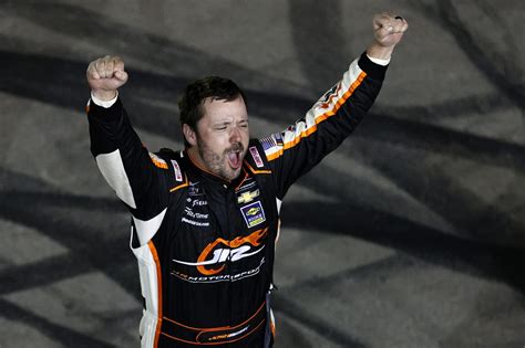 Josh Berry Wins Thanksgiving Classic Late Model Race - Jayski's NASCAR Silly Season Site