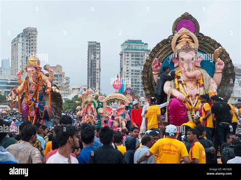 Ganpati Visarjan Mumbai 2024 - Alexa Auroora