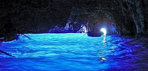 capri tour with blue grotto, guided tour from Naples capri boat tour experience, blue grotto capri