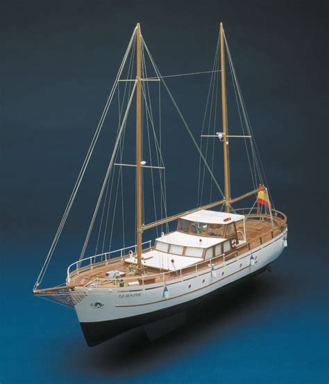 Mantua Models Bruma Ocean Going Yacht Kit | Model ships, Model boats ...