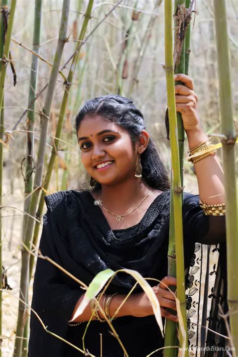 Rinku Rajguru Sairat Movie Actress Photos Biography Images Wiki Wallpapers