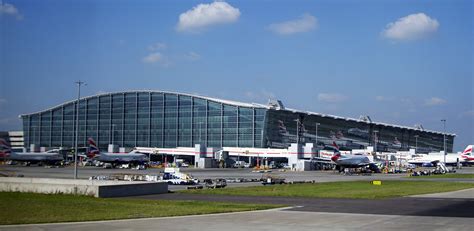 LHR: 10 Interesting Facts and Figures about London Heathrow Airport - Londontopia