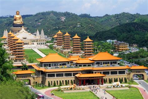 Fo Guang Shan Dong Zen Temple, jenjarom, Malaysia - Top Attractions, Things to Do & Activities ...