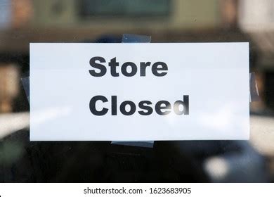 Store Closed Sign Store Closed Sign Stock Photo 1623683905 | Shutterstock