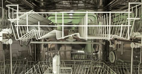 Dishwasher Cleaning 101: A Comprehensive Guide - Nixxit