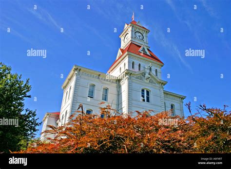 Historic Benton County Courthouse in Corvallis Oregon Stock Photo - Alamy