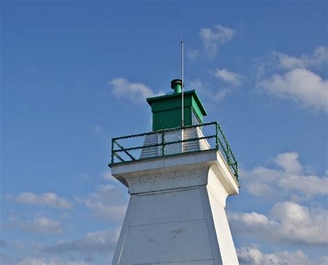 Neal's Lighthouse Blog: Port Dover Lighthouse, Port Dover, Ontario