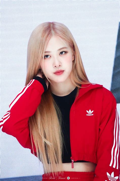 rosé pics on Twitter | Blackpink fashion, Blackpink, Fashion