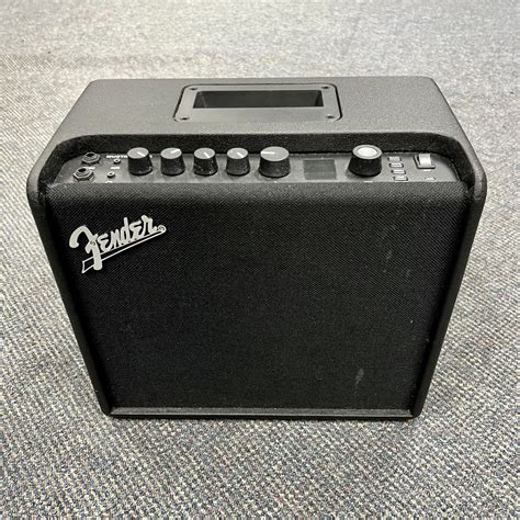 Fender Mustang LT25 Combo Amp (used)