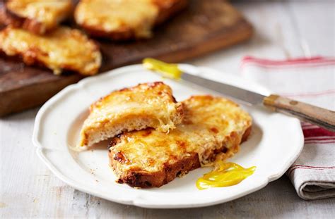 Welsh Rarebit Recipe | Welsh Recipes | Tesco Real Food