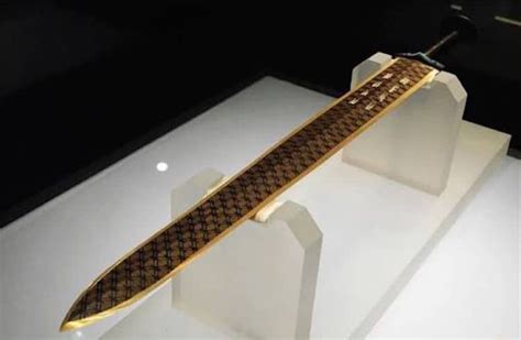 2500-Year-Old Chinese Sword of Goujian Still Looks As Good As New