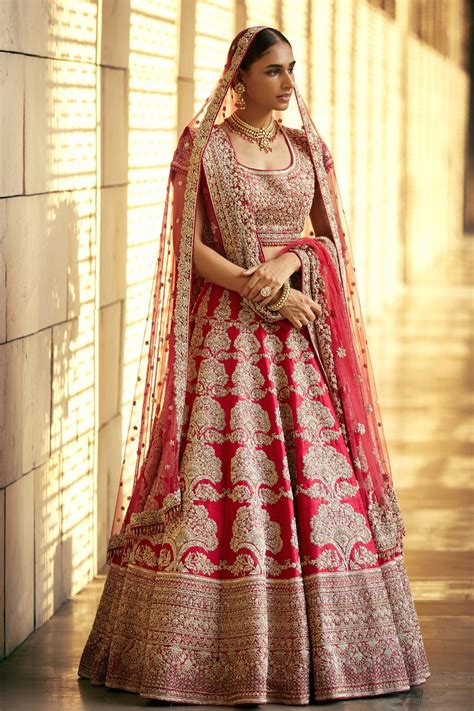 Red Bridal Lehenga Ali Xeeshan Red Bridal Lehenga Collection Pakistan ...