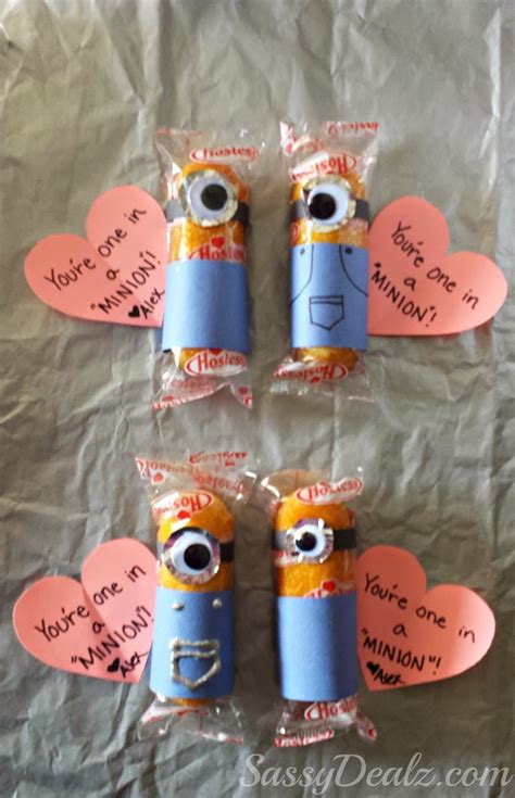 Despicable Me "You're One in a Minion" Twinkie Valentines Day Craft | Valentine gifts for kids ...