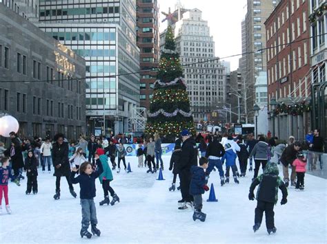 Fun Family Activity: Ice Skating at South Street Seaport - The Mama ...