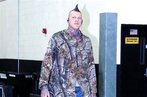 Birdman Wins NBA Fashion Contest by Showing Up to Game 5 in Camo and ...