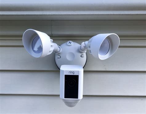 Ring Floodlight Cam Review: Smart Video Floodlight