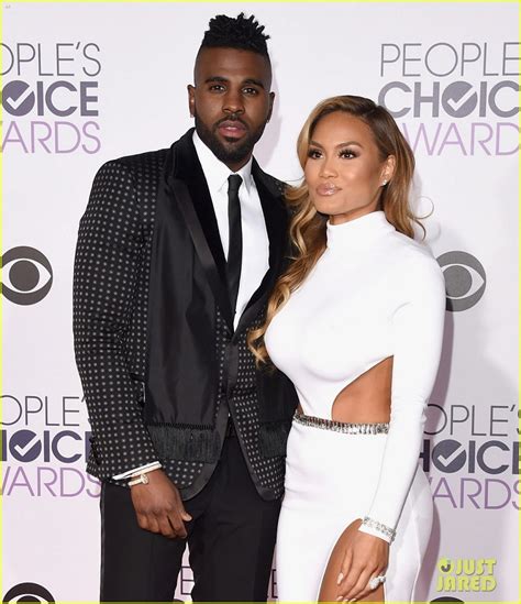 Photos: Jason Derulo and Girlfriend Daphne Joy at People's Choice Awards 2016 - GhanaCelebrities.Com