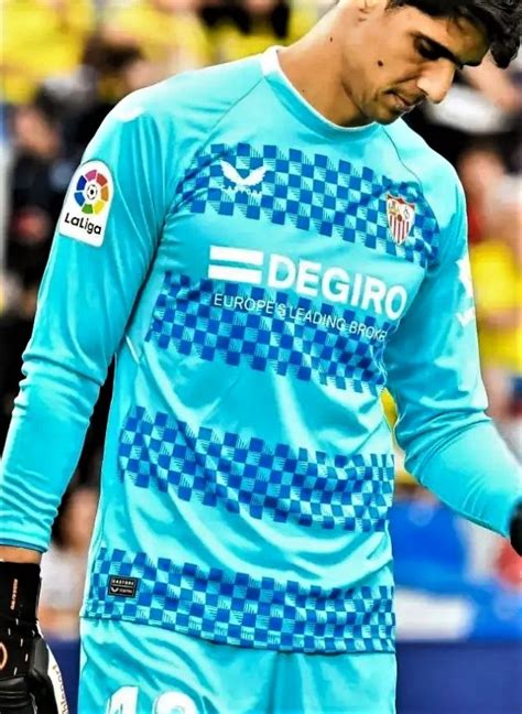 Sevilla FC 2022-23 GK 3 Kit