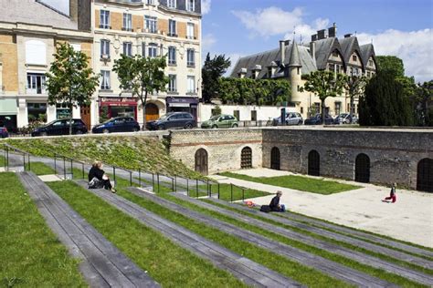 Reims : city-center discovery tour and champagne tasting | GetYourGuide