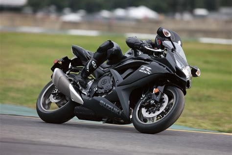 2012 Suzuki GSX-R750 Review - Top Speed