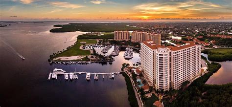 Official Tarpon Point Website | Luxury Waterfront Condominiums | Cape Coral Florida