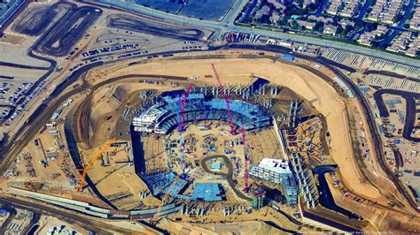 Construction crews go (100 feet) deep as L.A. Rams stadium takes shape ...