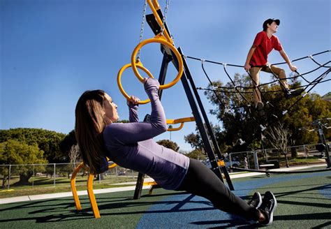 Enjoy the Great Outdoor While Keeping Fit With Outdoor Workout Parks