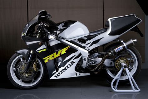 HONDA RVF 400R specs - 1994, 1995, 1996 - autoevolution