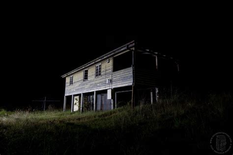 At night | Abandoned houses, House styles, House