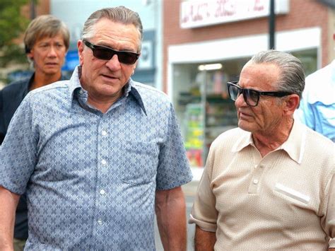 Frank Sheeran (Robert De Niro) Sunglasses in The Irishman