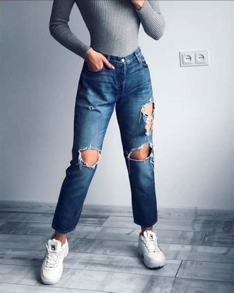 Womens Jeans 2023: Bootcut, Skinny, Ripped Style Jeans for Women 2023