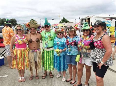 Pin by Debra on WWJBD | Jimmy buffett, Jimmy buffett party, Jimmy buffett concert