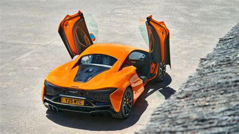 New McLaren Artura shakes up the supercar status quo | Wallpaper