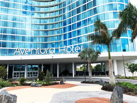 A Review of The Newest Universal Orlando Resort: The Aventura Hotel ...