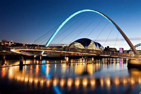 What you didn't know about the design of Gateshead Millennium Bridge