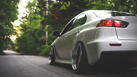 Mitsubishi Evolution X HD Wallpaper | Background Image | 2000x1130 | ID:533474 - Wallpaper Abyss