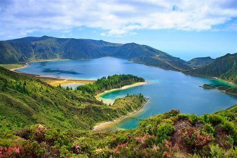 9 Top Tourist Attractions in Ponta Delgada & Easy Day Trips | PlanetWare | Tourist, Day trips ...