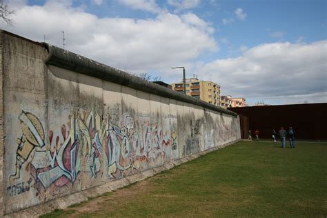 Berlin Wall Memorial (Gedenkstätte Berliner Mauer)