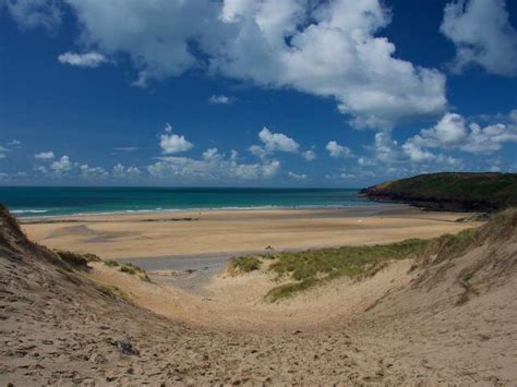 Freshwater West Beach - Pembrokeshire | UK Beach Guide