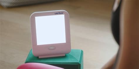 Save 25% on the Compact Portable Verilux HappyLight SAD Therapy Lamp - AskMen