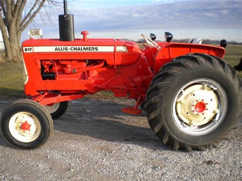 AC Allis Chalmers D17 tractor for sale