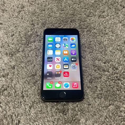 Unlocked iPhone 8 - 64GB for Sale in Sterling Heights, MI - OfferUp