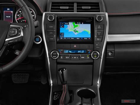 2015 Toyota Camry: 78 Interior Photos | U.S. News